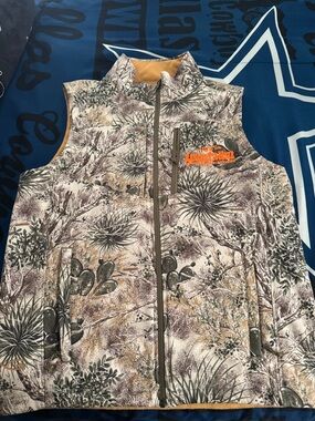 Camo Puffer Vest in Tan & Green - Kids